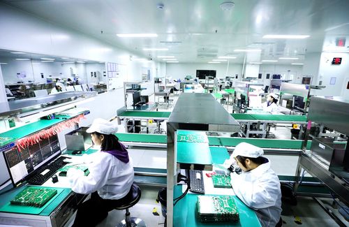 百強科技 技術驅動下的強勁發展新篇章